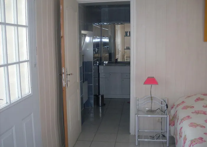 Nocleg ze śniadaniem Domaine Saint-hilaire 3*