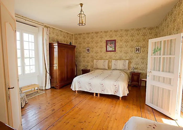 Bed & Breakfast Domaine Saint-hilaire 3*